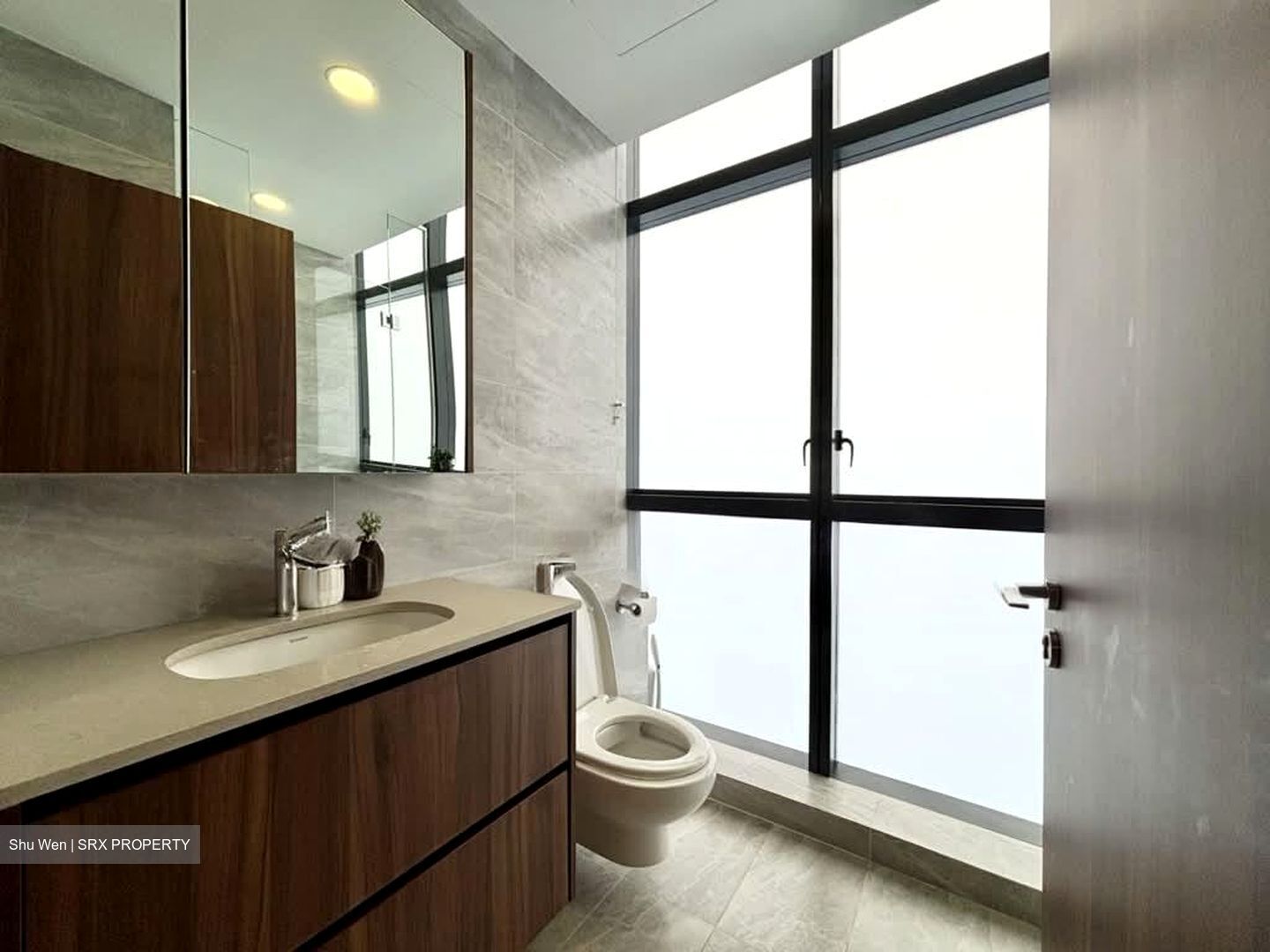 Phoenix Residences (D23), Apartment #557519711
